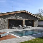 авена и авена 2 Villa Banja