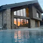 авена и авена 2 Villa
