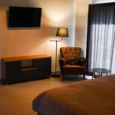 авена и авена 2 Βίλα