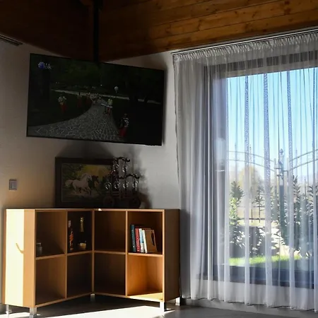 авена и авена 2 Βίλα Μπάνια